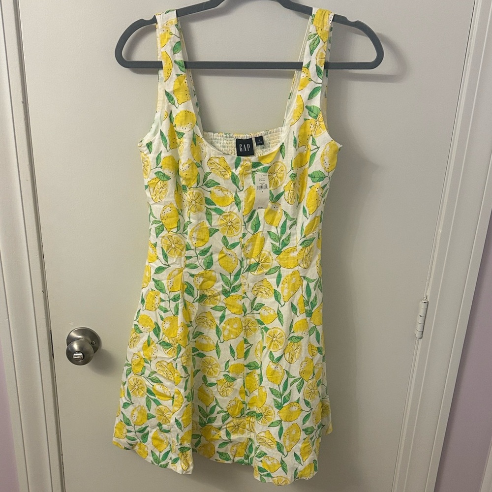 GAP Women’s Linen Blend Lemon Mini Dress, NWT. Size Small.